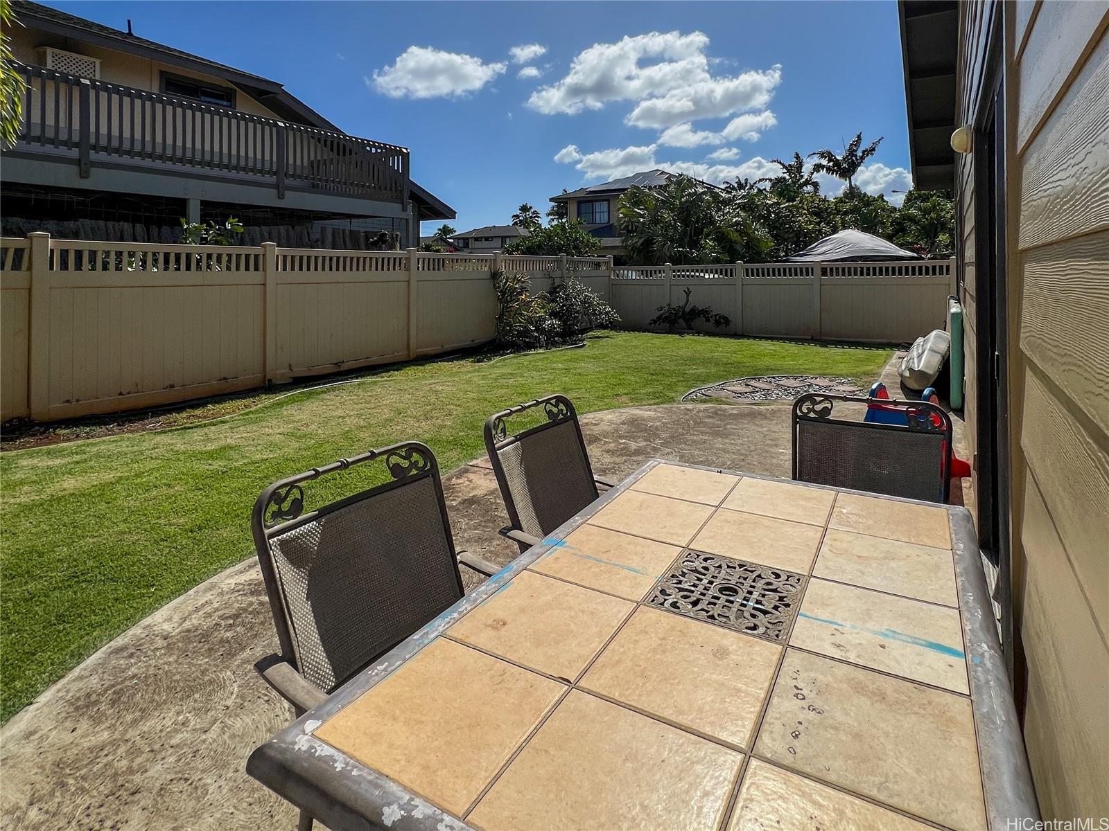 91-1005 Kanio Street