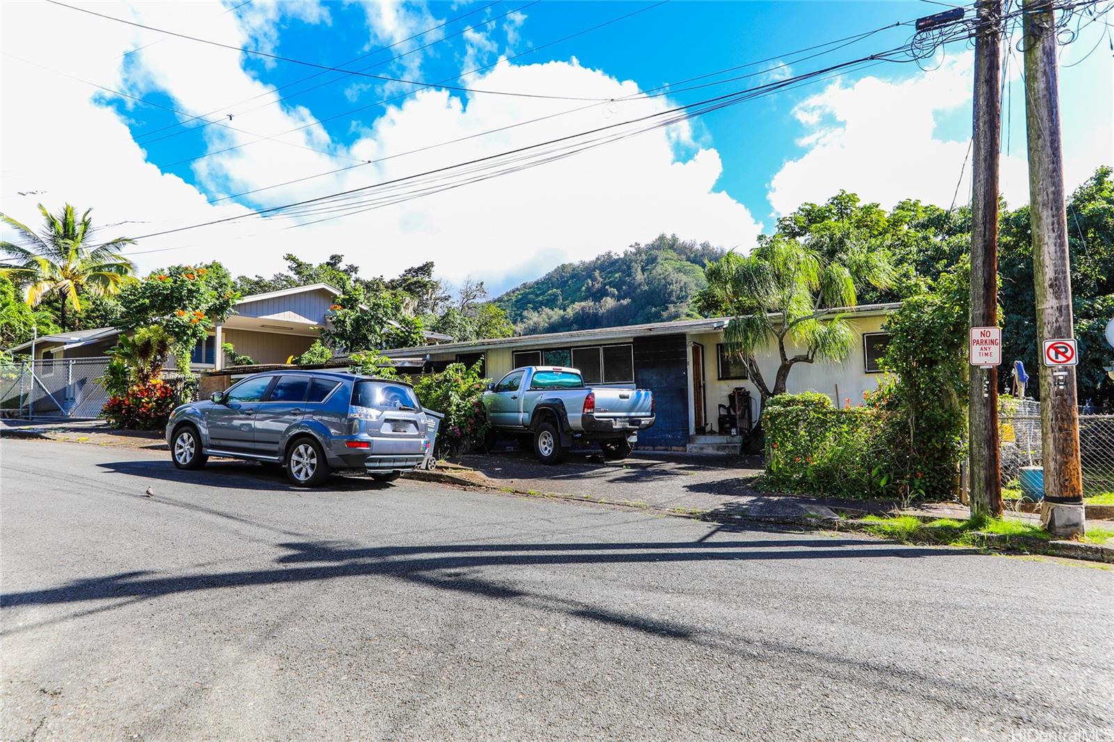 2749 Piliwai Street