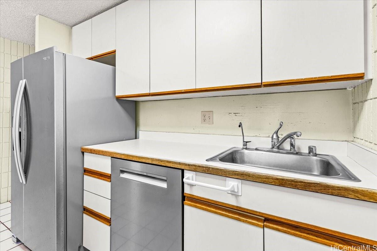 855 Makahiki Way  Unit 202