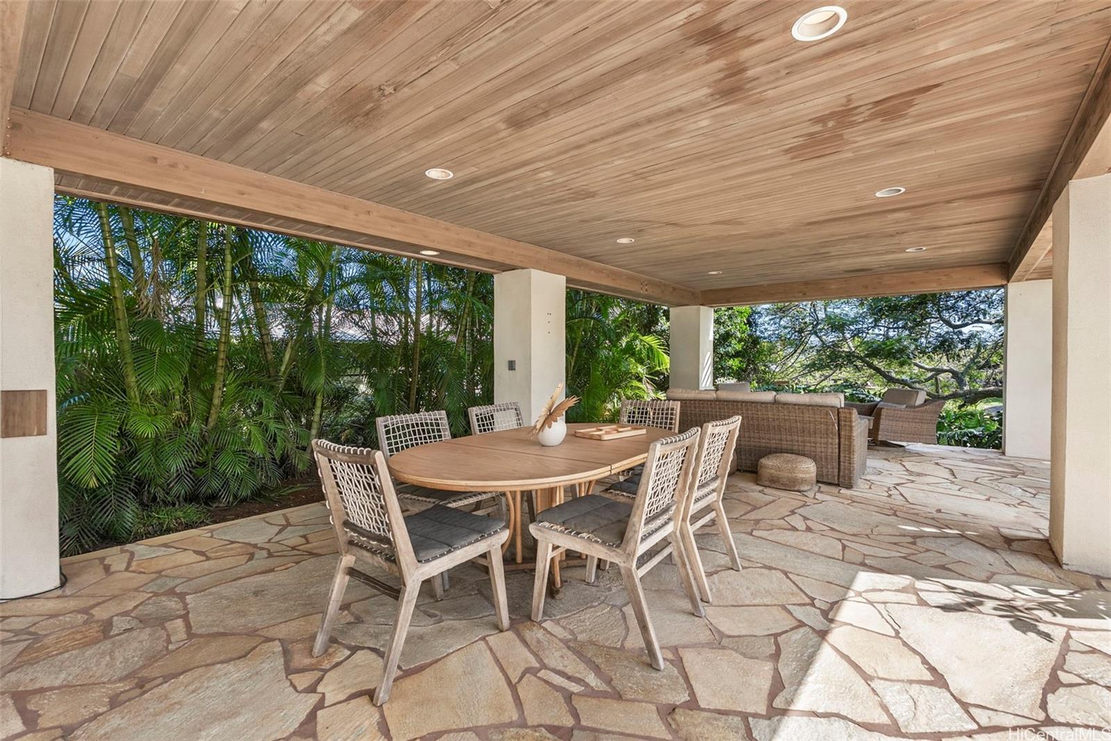 1110 Ilikala Place