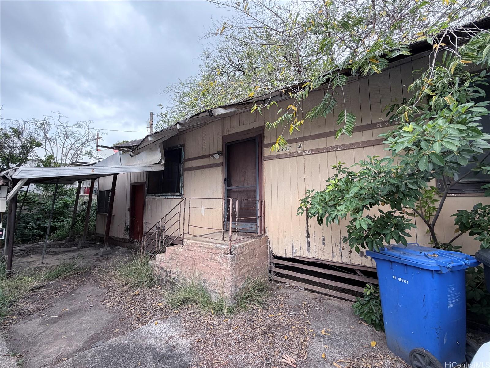 2307 A N School Street  Unit A