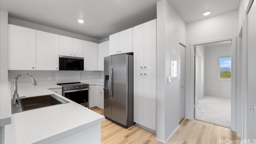 Photo 10 of 22