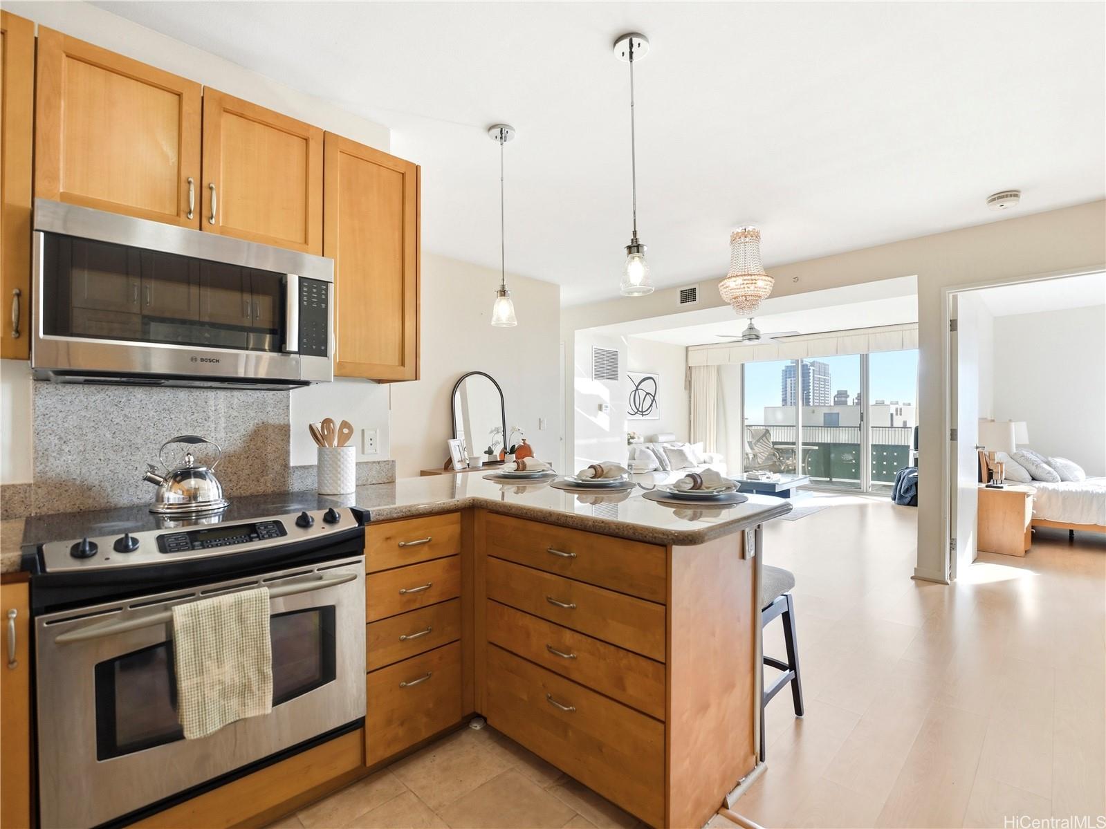 421 Olohana Street 2103