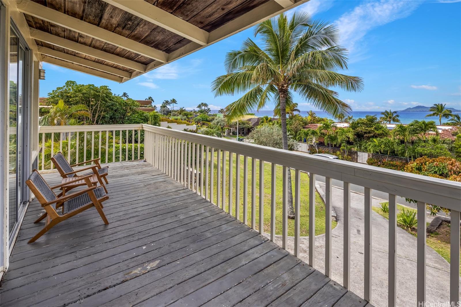 Photo 4 of 22
