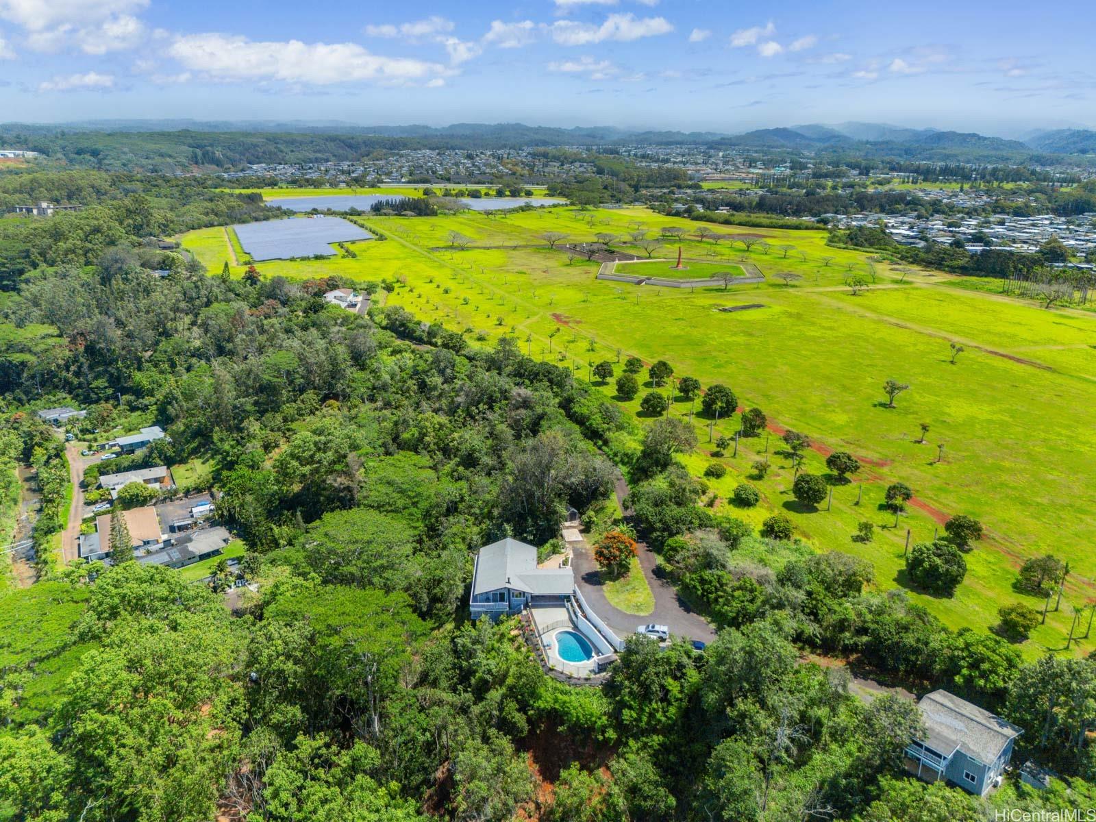 95-109 Waikalani Drive 95-109 Waikalani Drive