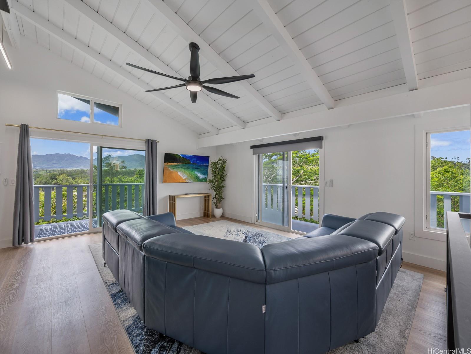 95-109 Waikalani Drive