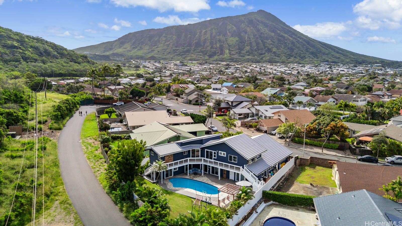 6815 Niumalu Loop