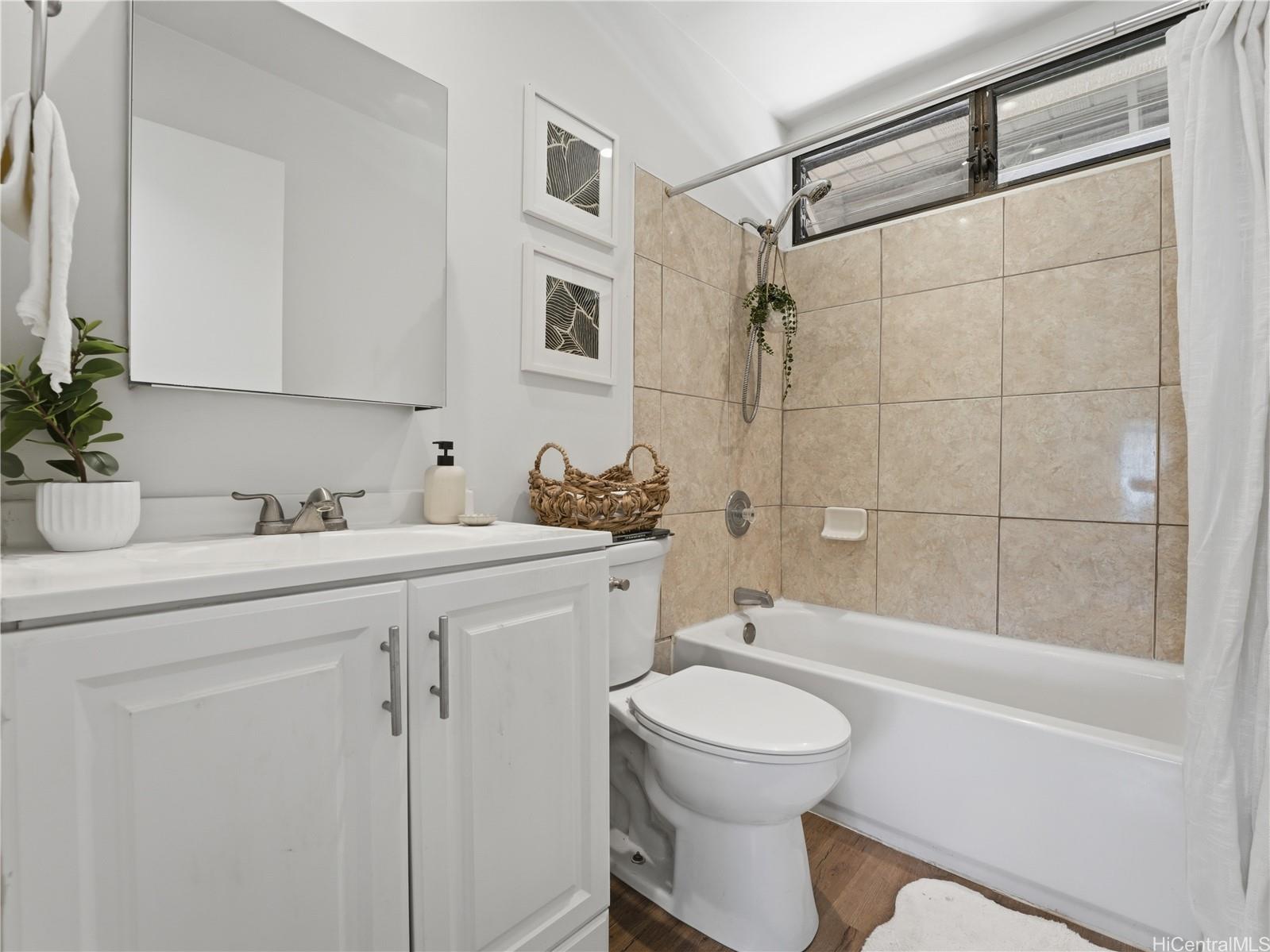 87-149 Helelua Street  Unit 5