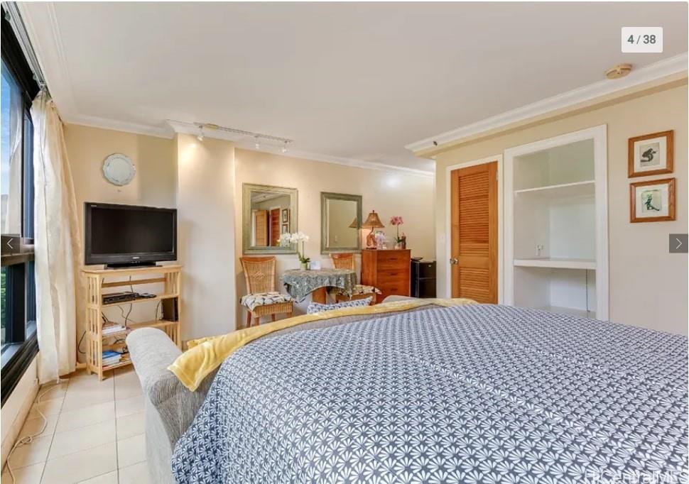 Photo 7 of 14