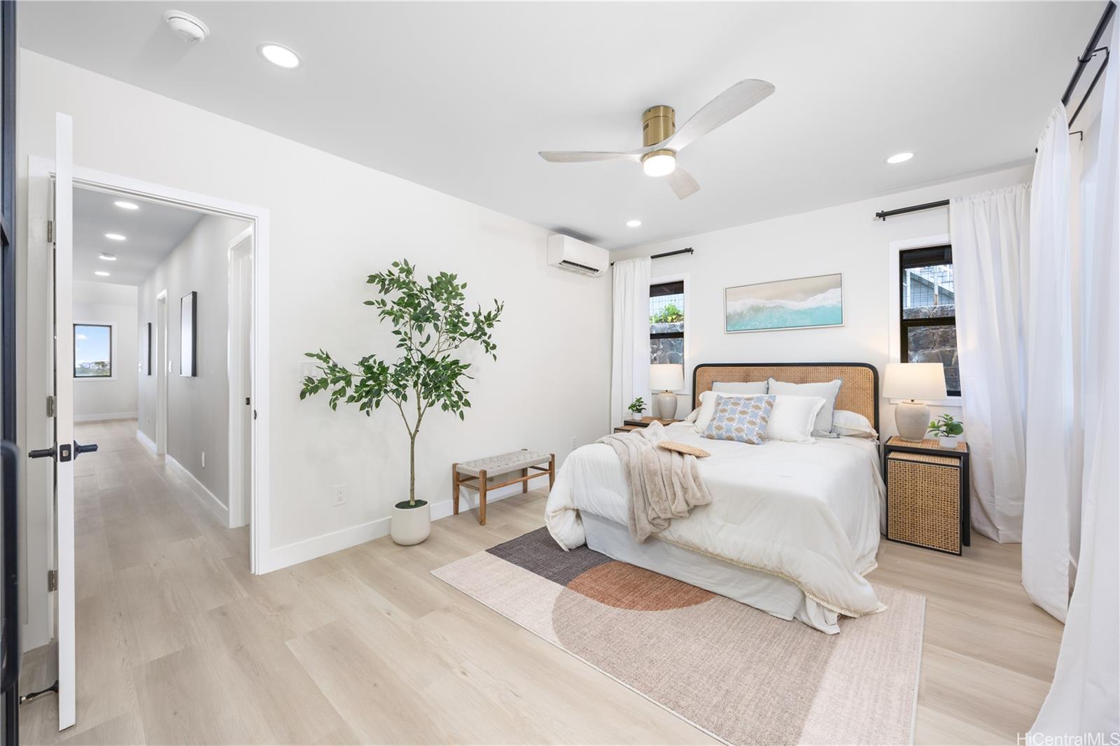 1758 Mikahala Way