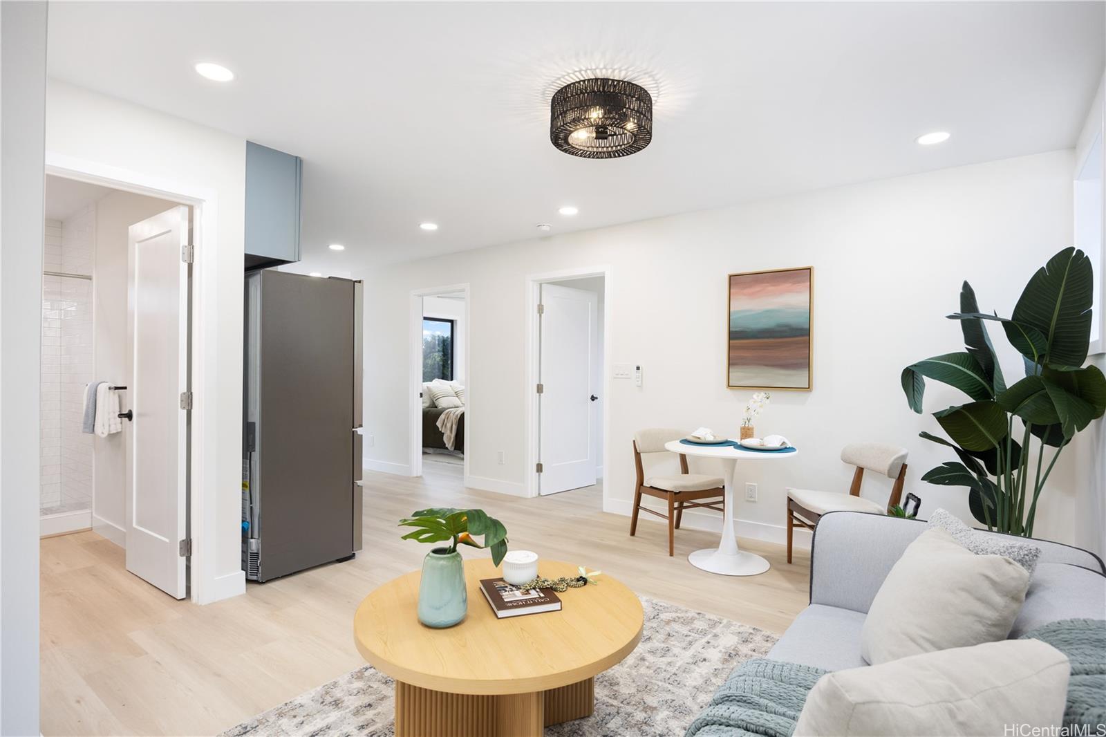 1758 Mikahala Way