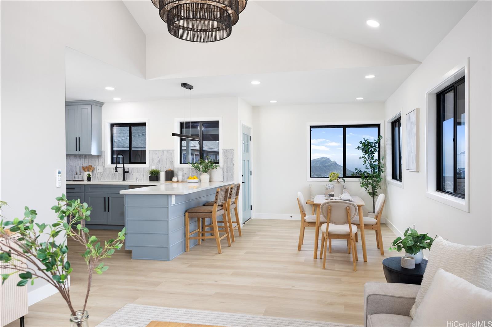 1758 Mikahala Way