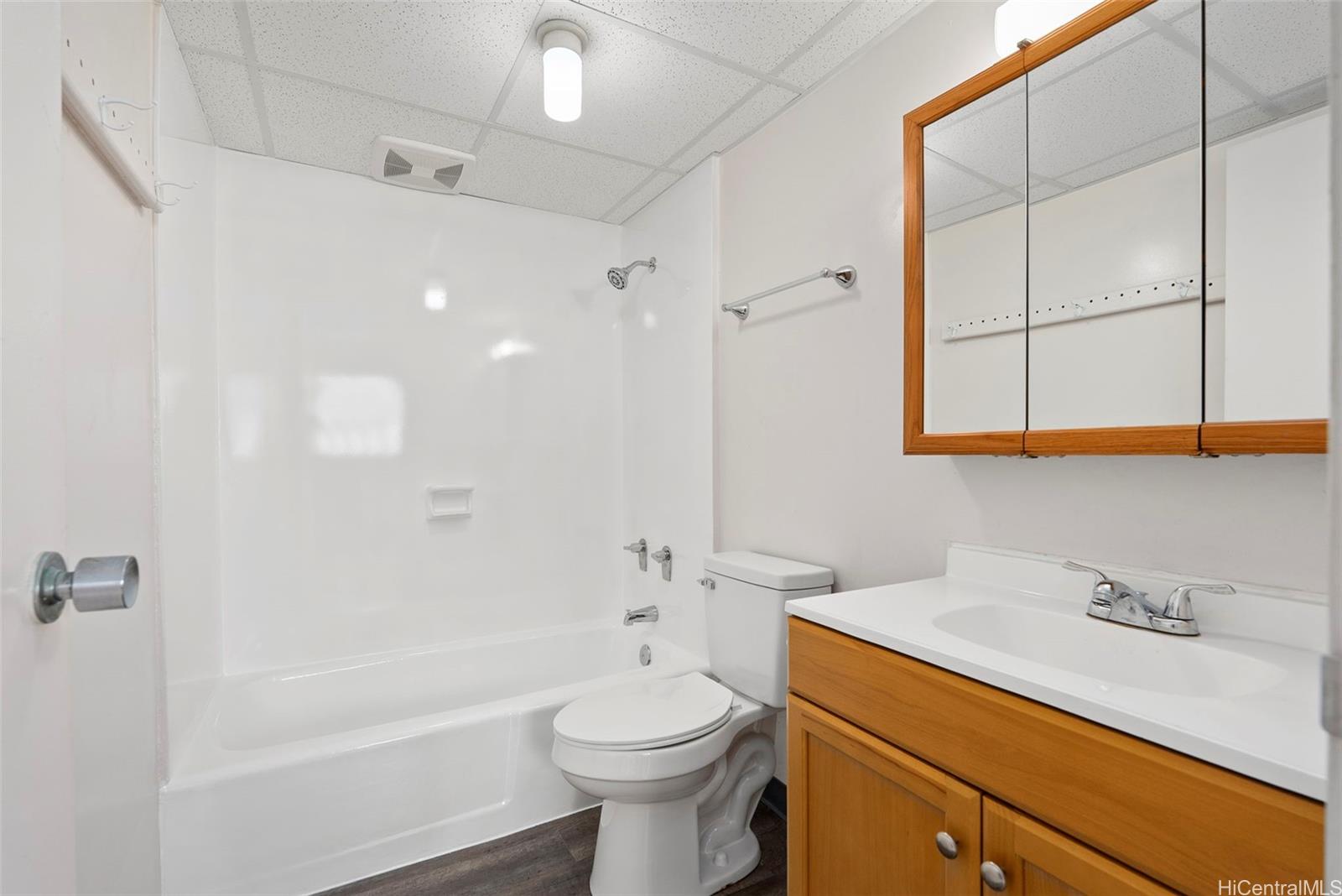 1909 Ala Wai Boulevard  Unit 302