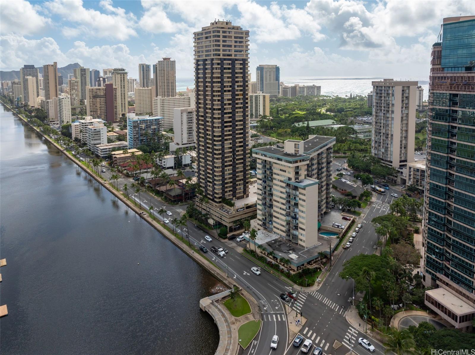 1909 Ala Wai Boulevard  Unit 302