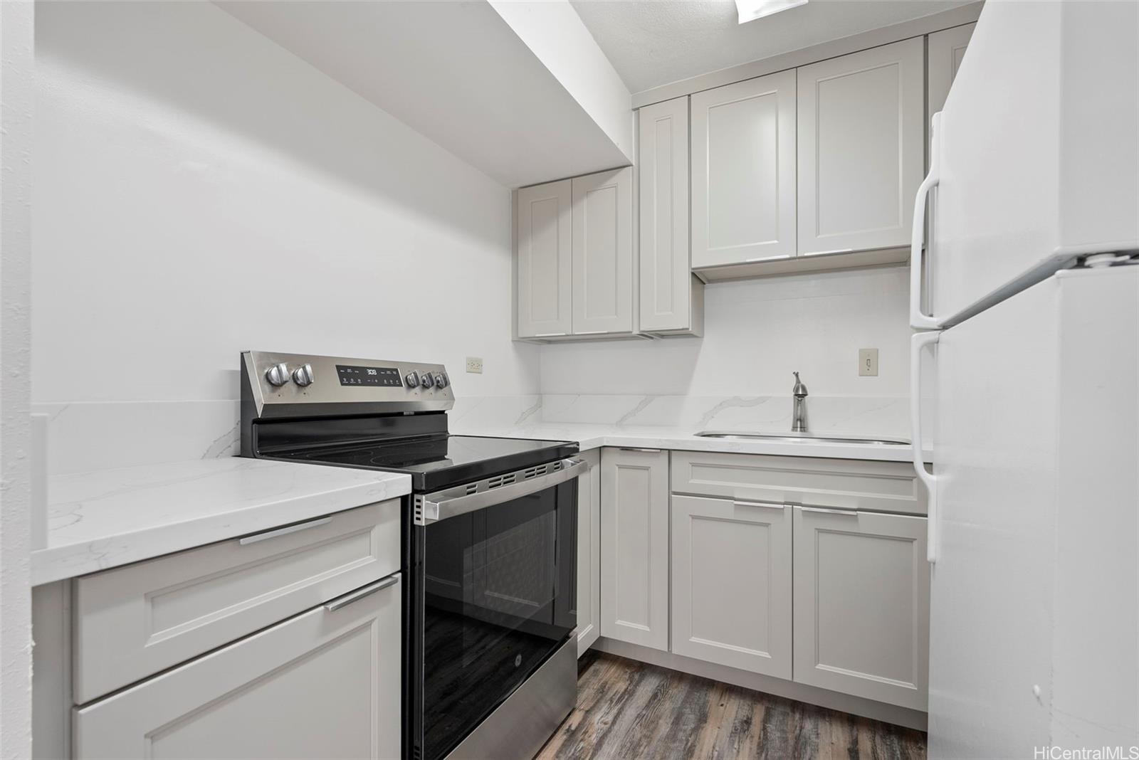 1909 Ala Wai Boulevard  Unit 302
