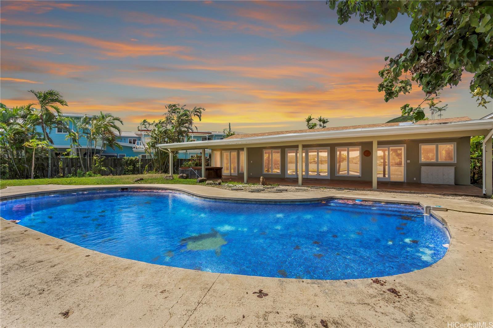 325 Hamakua Drive