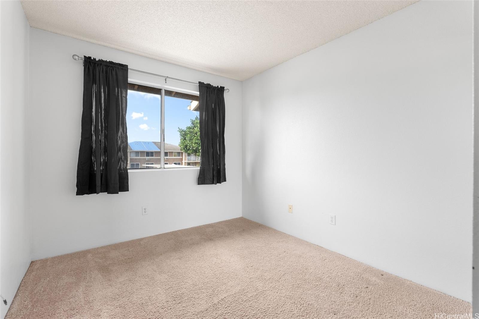 Photo 15 of 22