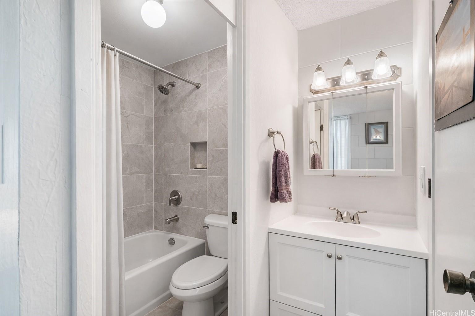 2847 Waialae Avenue  Unit 306