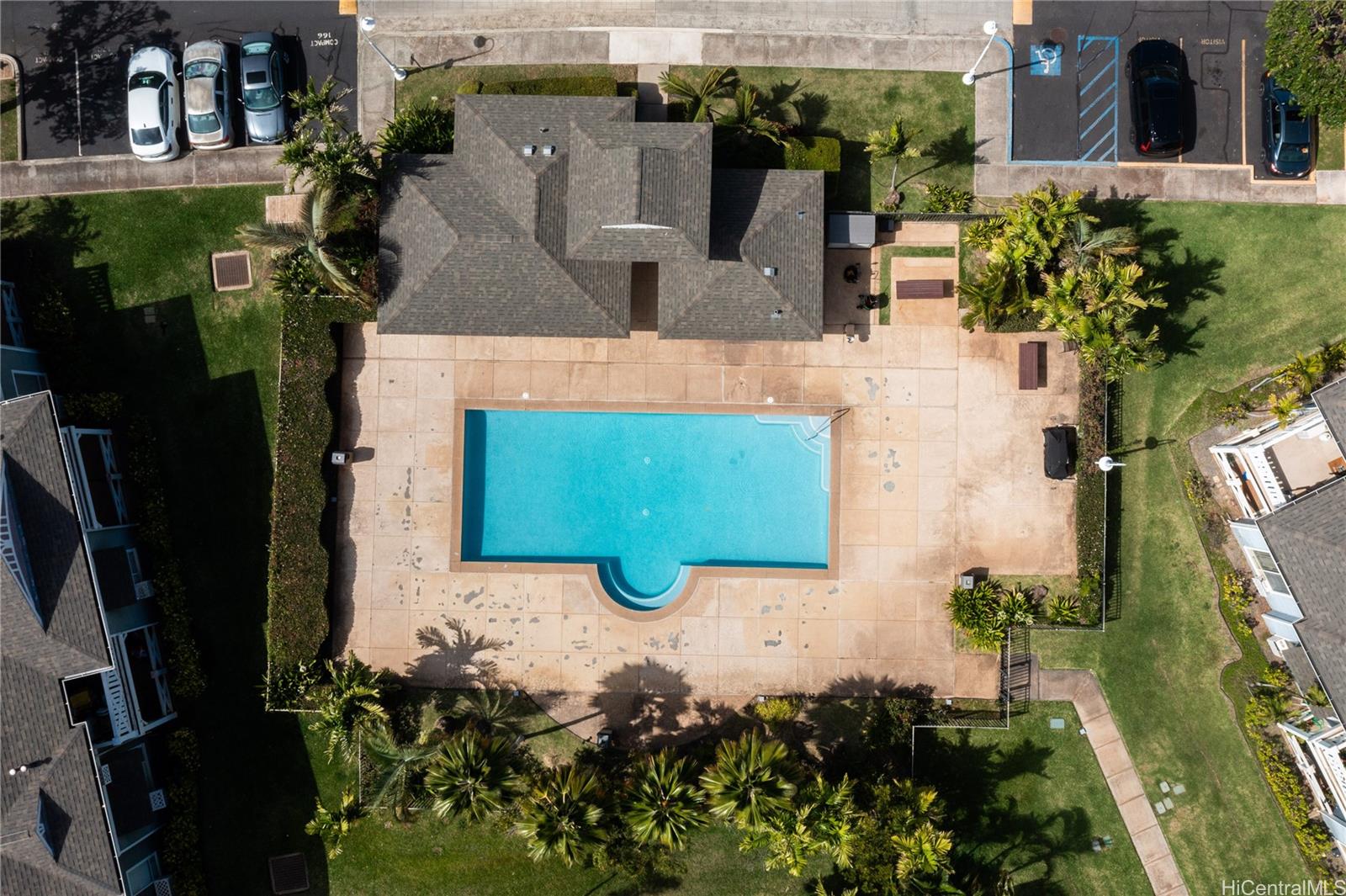 Photo 19 of 25