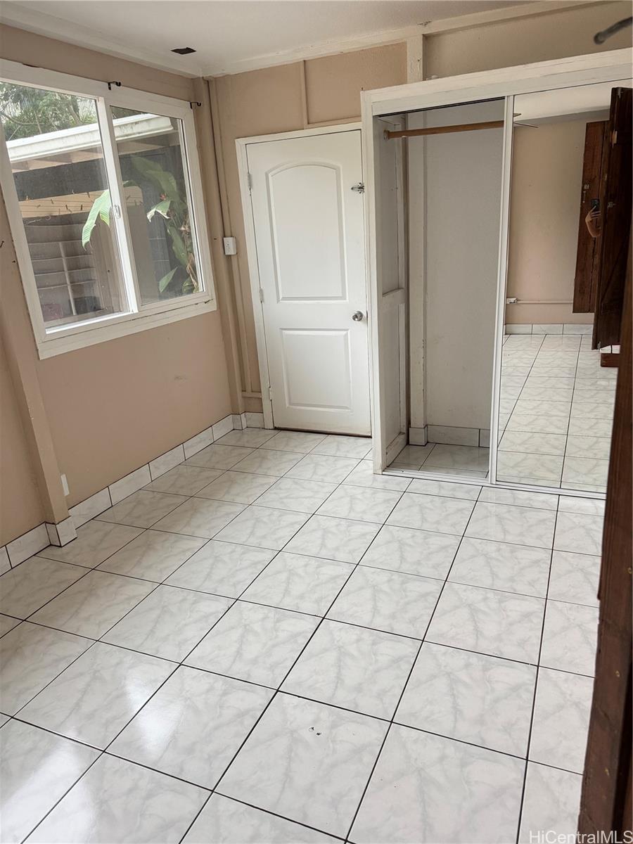 Photo 10 of 23