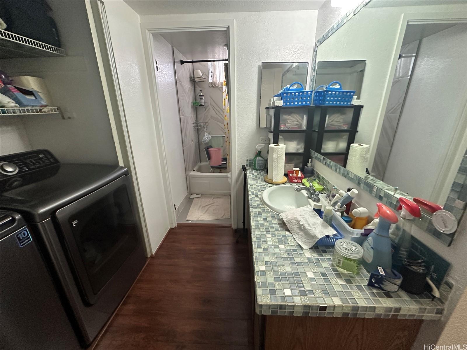 98-487 Koauka Loop  Unit B906