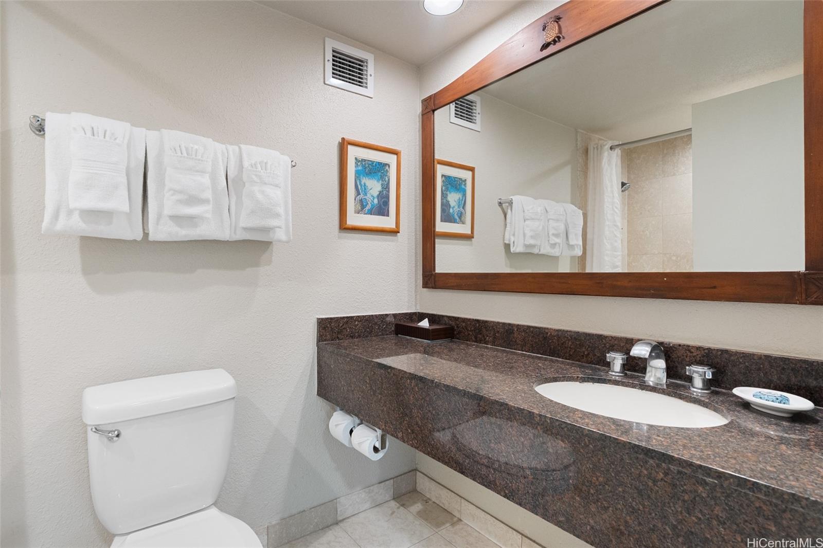 2045 Kalakaua Avenue  Unit 118
