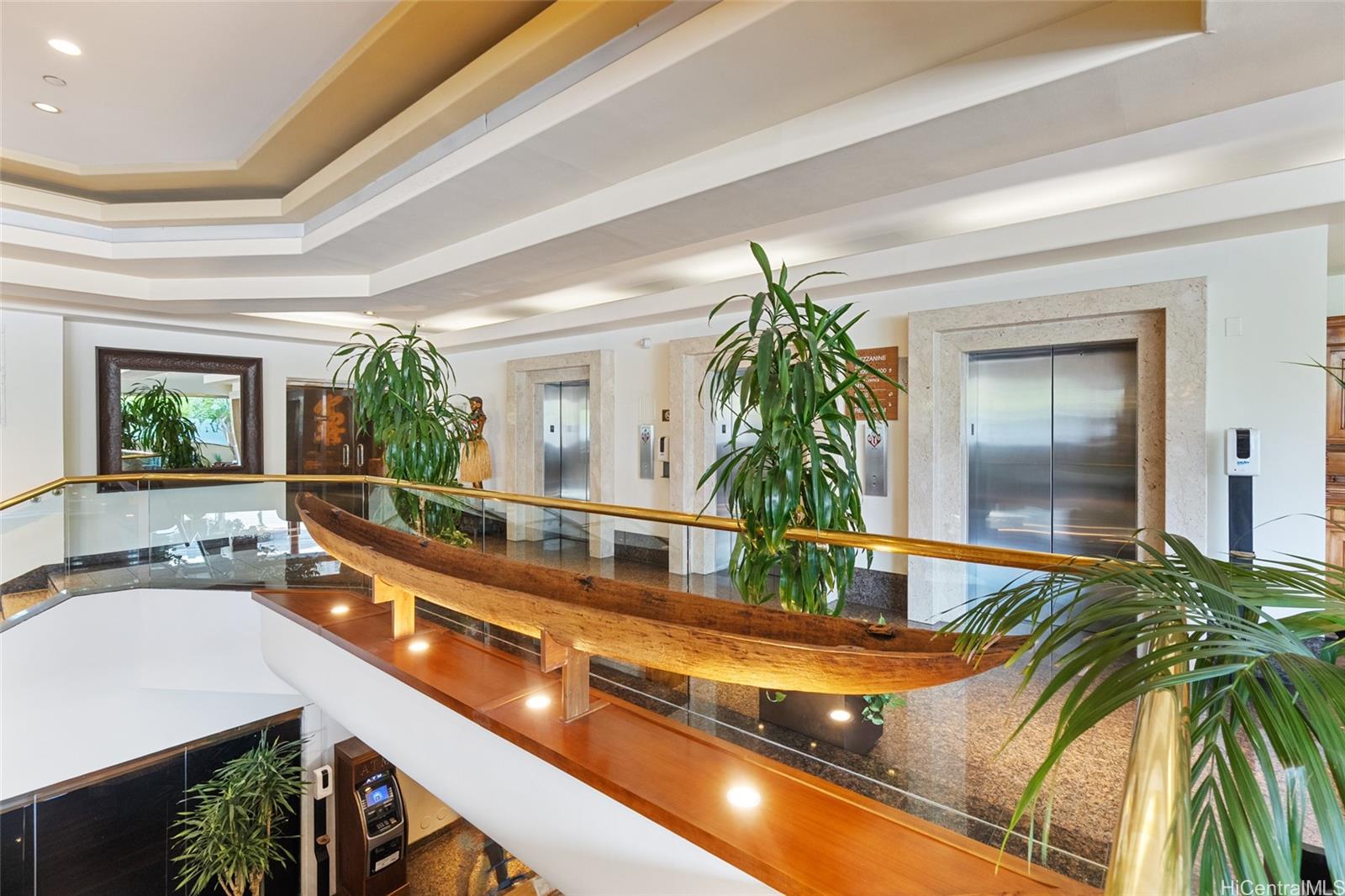 2045 Kalakaua Avenue  Unit 118