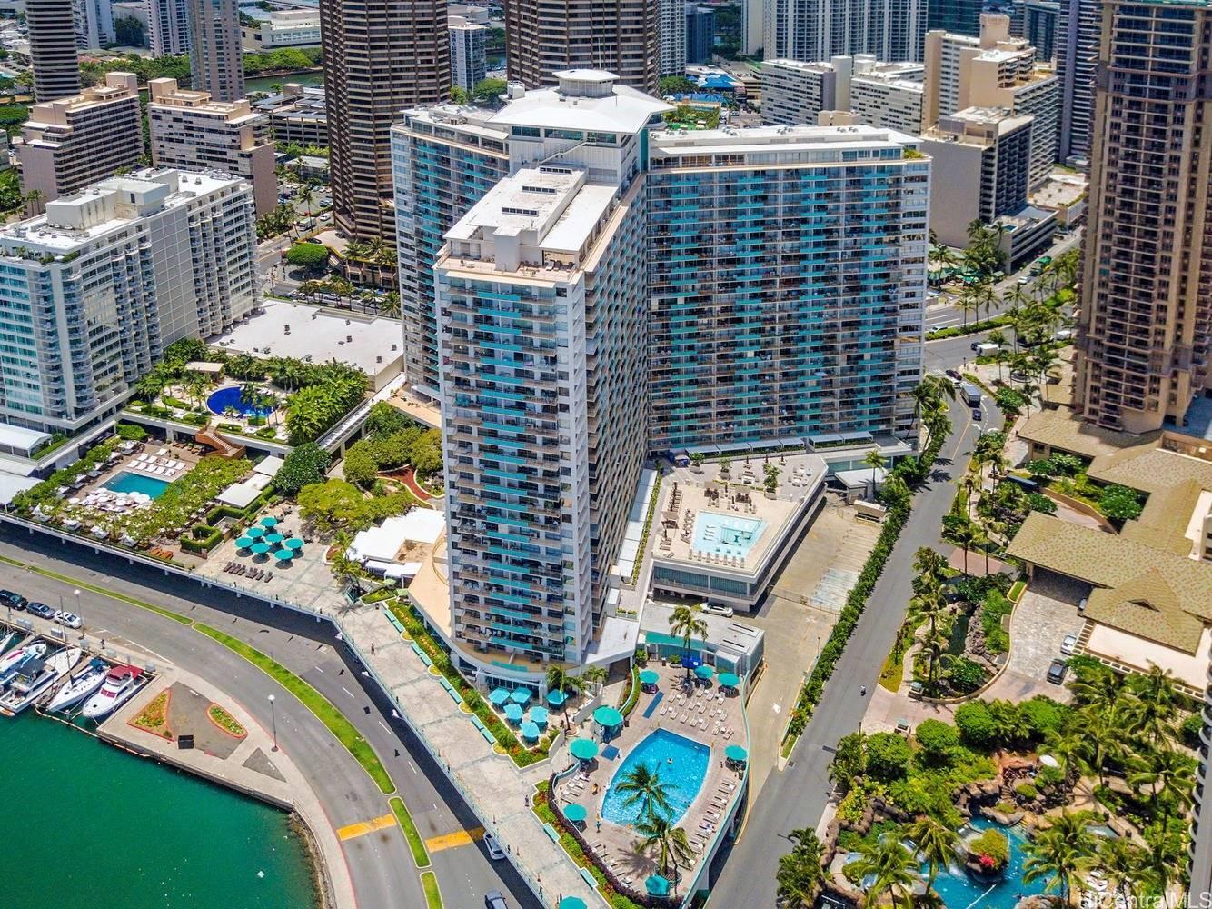 Photo 11 of 25