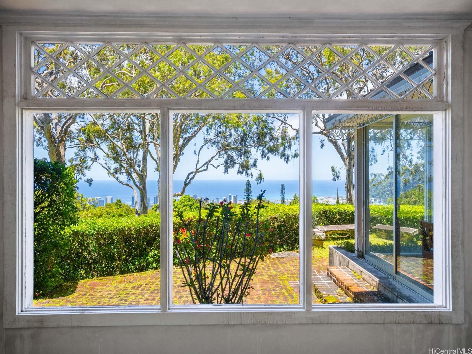 3330 Tantalus Drive