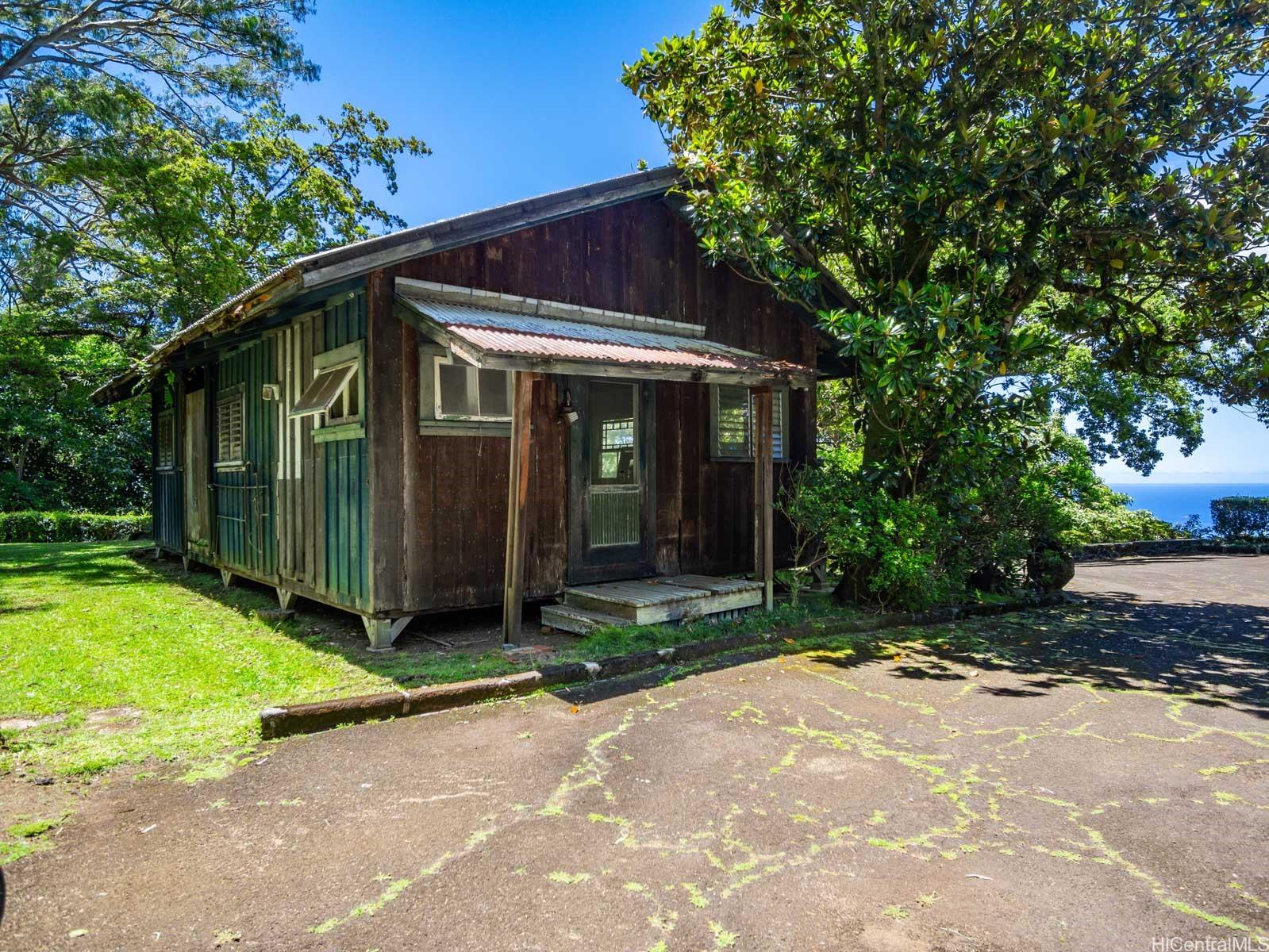 3330 Tantalus Drive