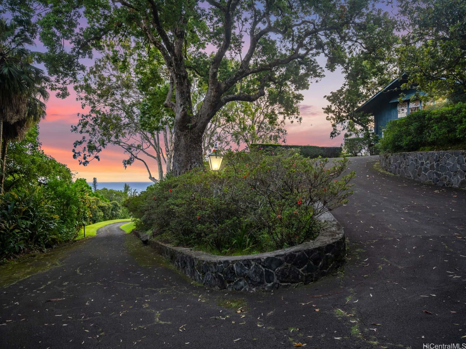 3330 Tantalus Drive