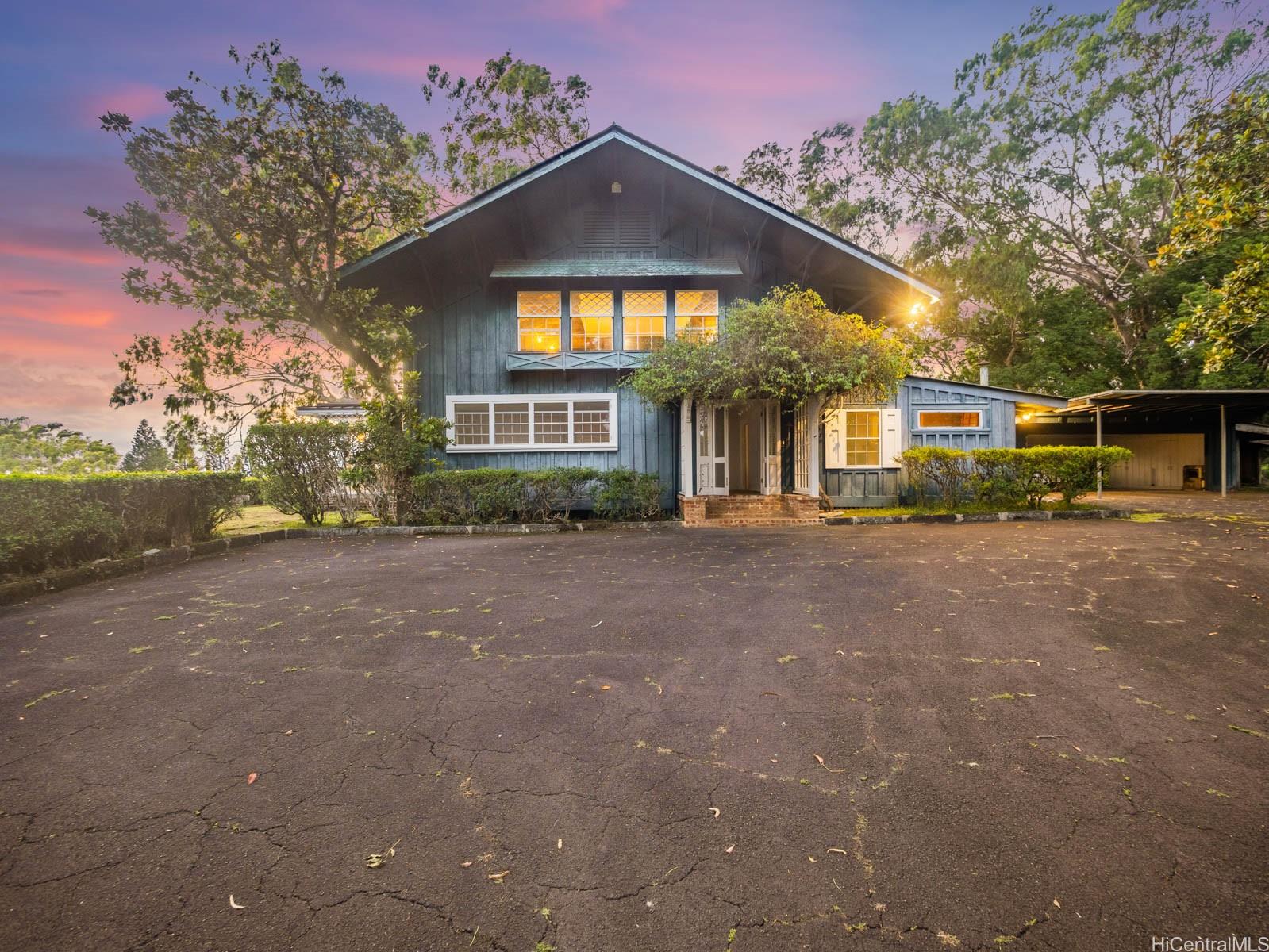 3330 Tantalus Drive