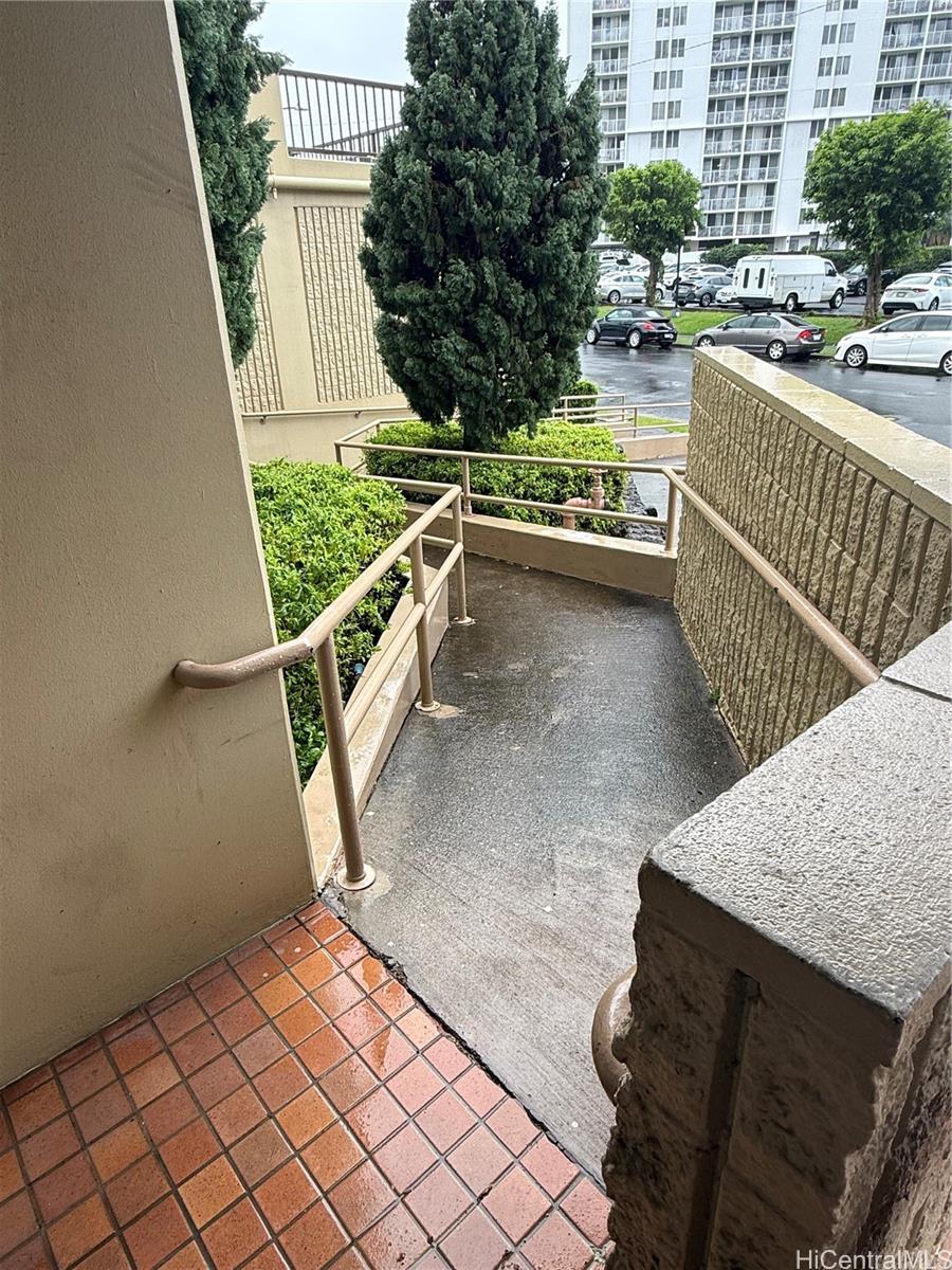Photo 12 of 20