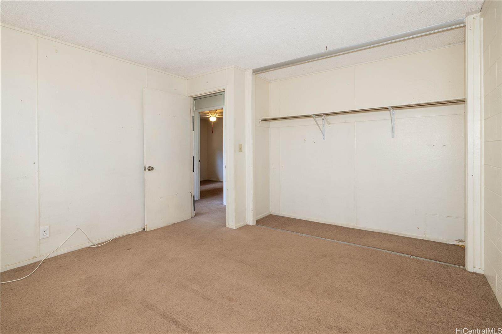 Photo 21 of 25