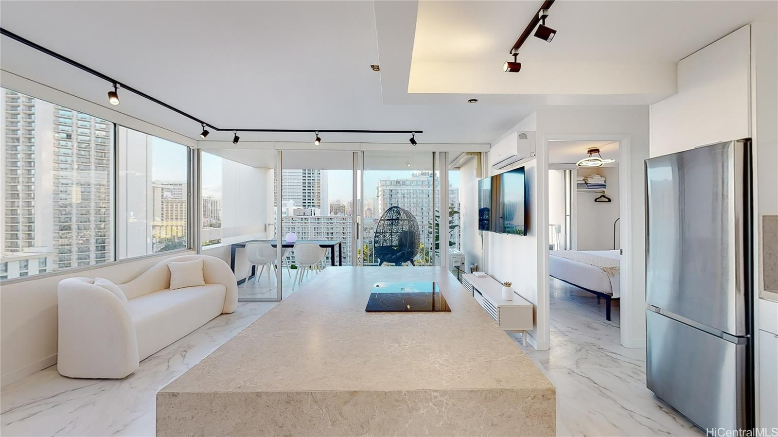 2427 Kuhio Avenue  Unit 1403