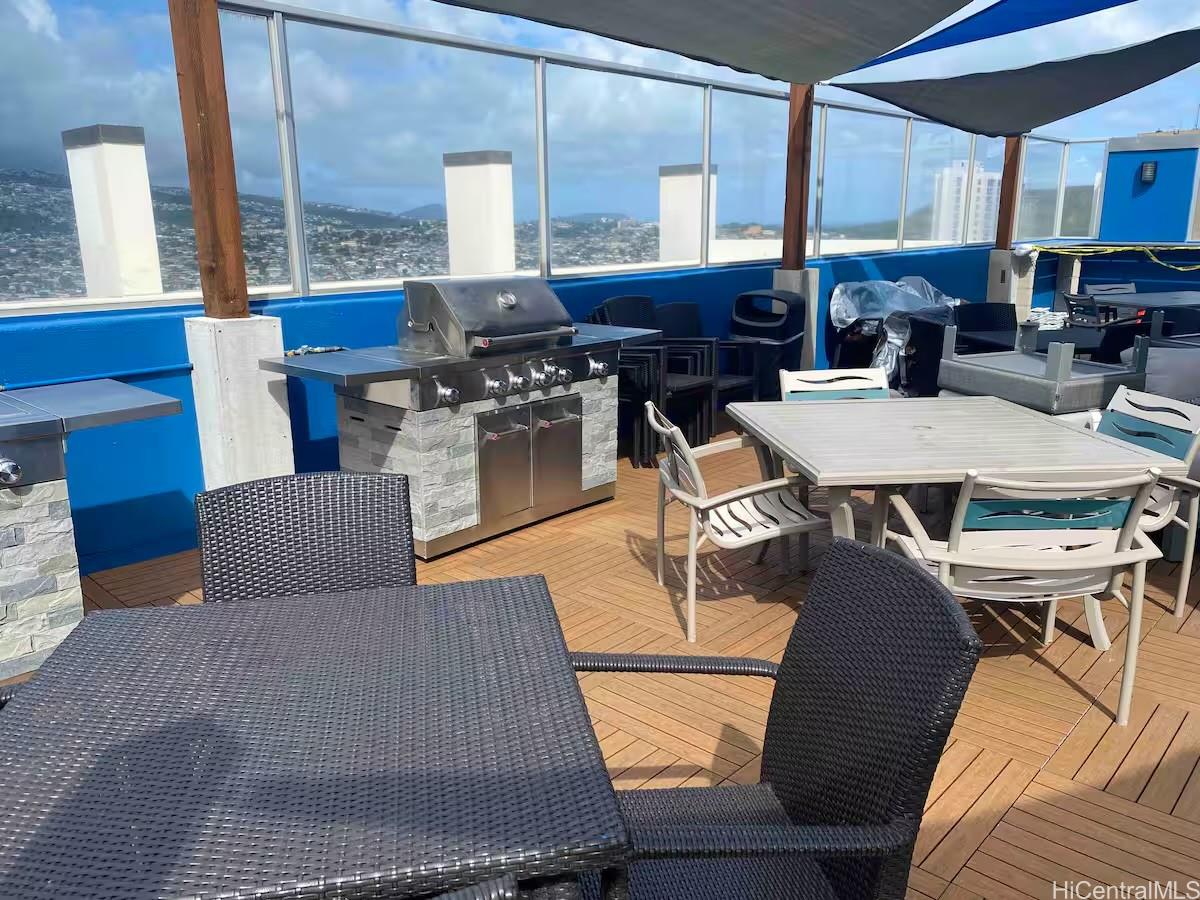 2427 Kuhio Avenue  Unit 1403