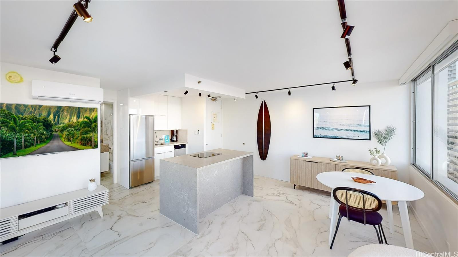 2427 Kuhio Avenue  Unit 1403
