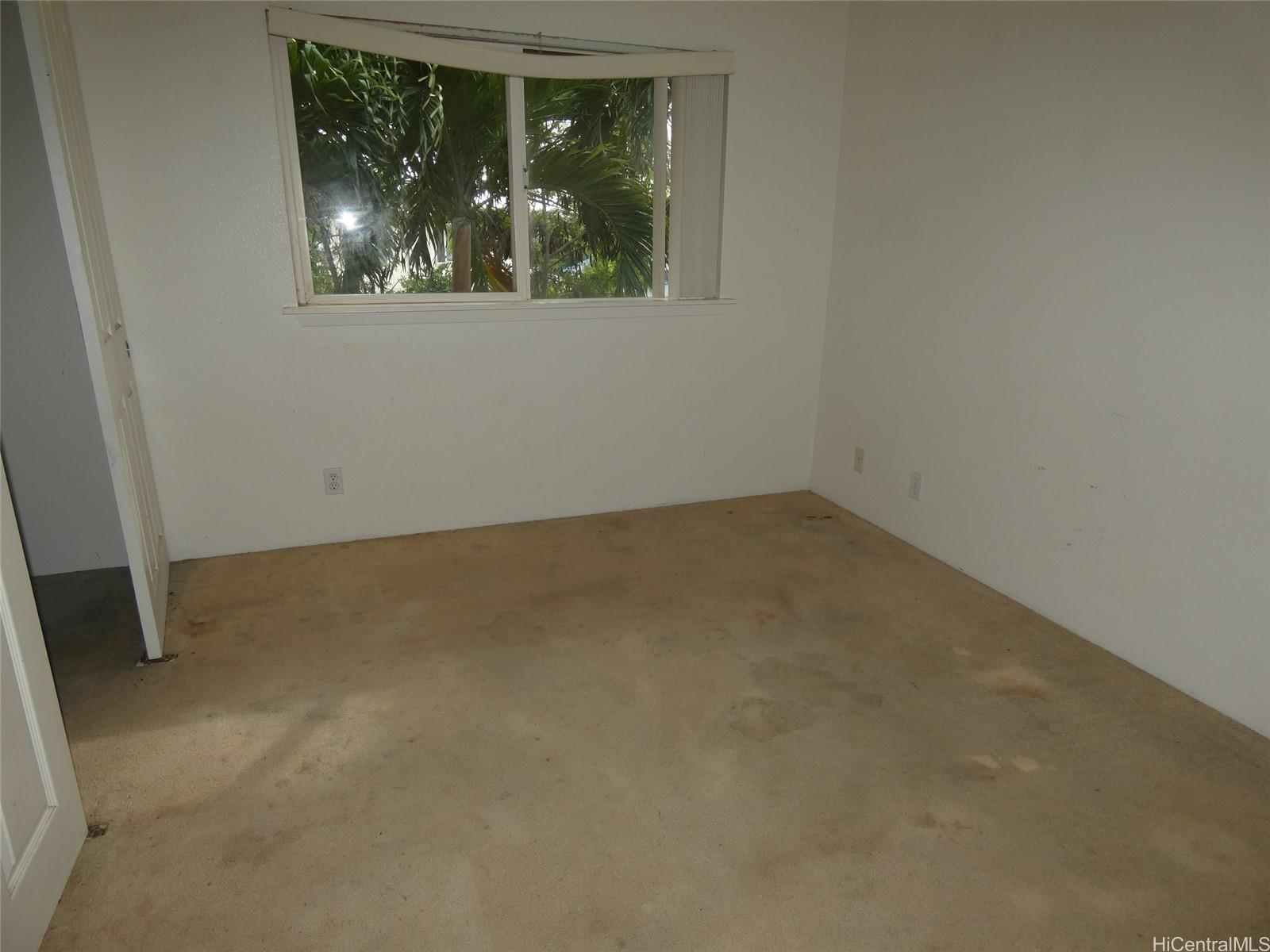 92-7049 Elele Street  Unit 18