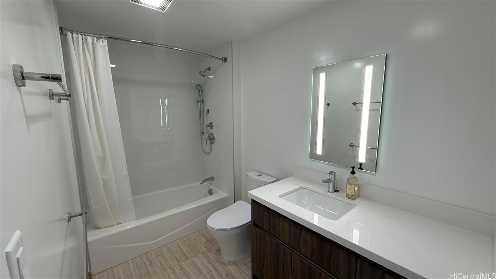 1500 Rycroft Street  Unit 310R