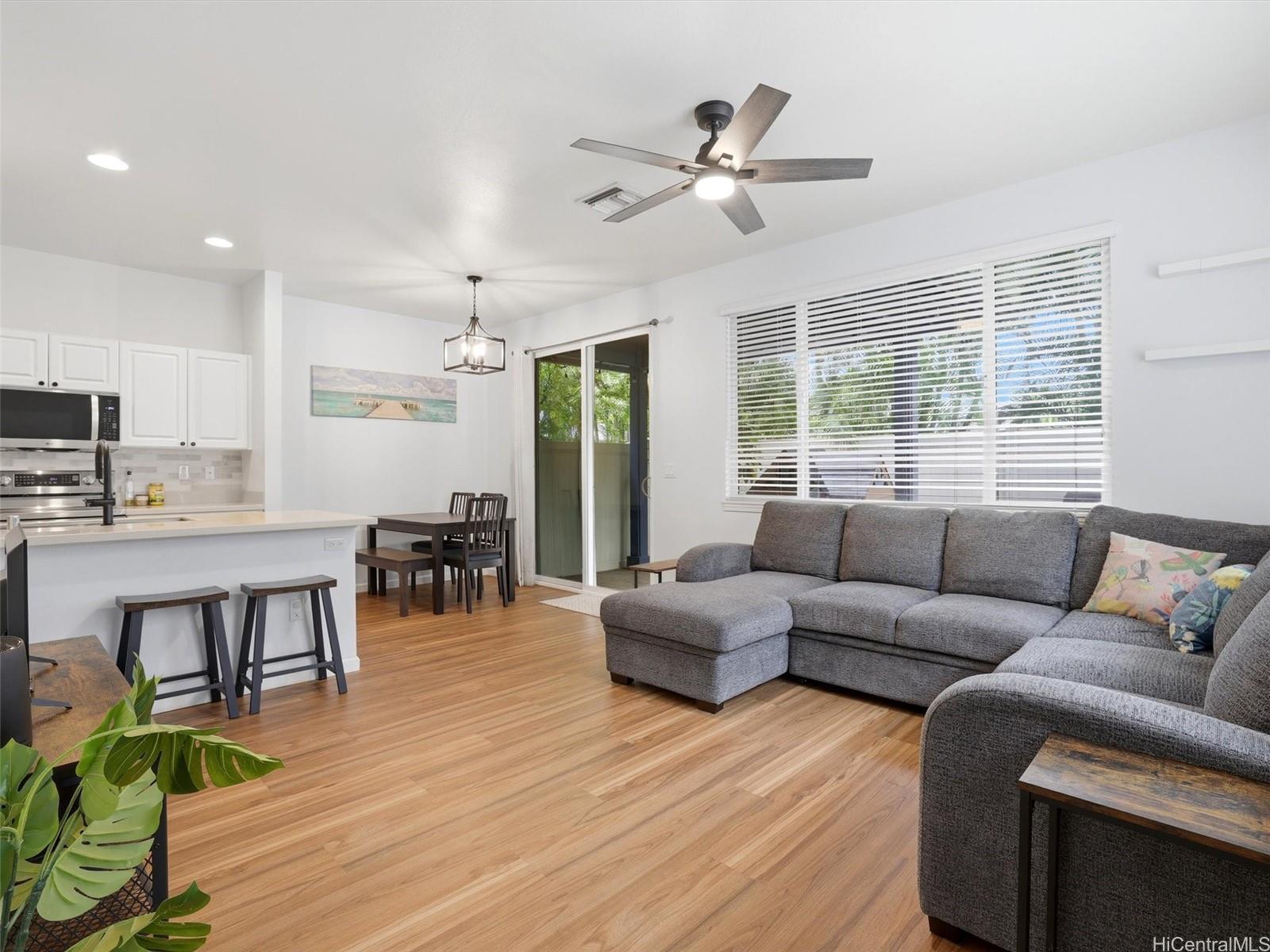 91-6221 Kapolei Parkway  Unit 430