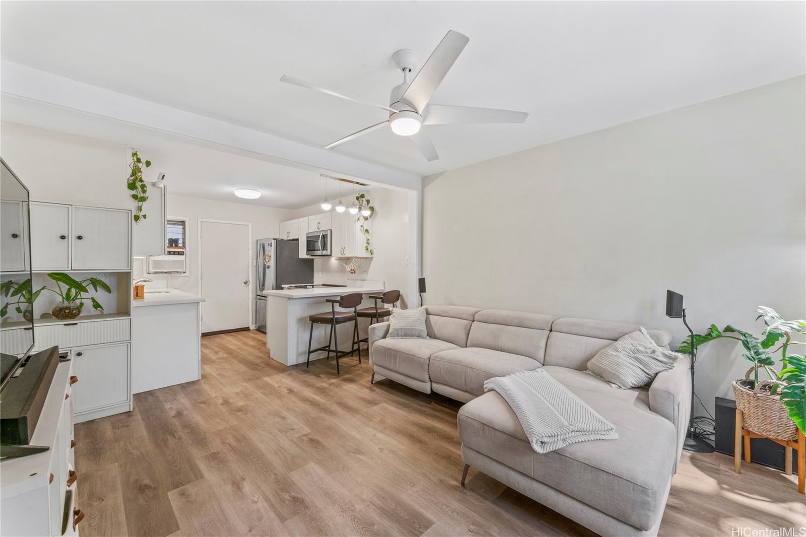 98-920 B Noelani Street 23