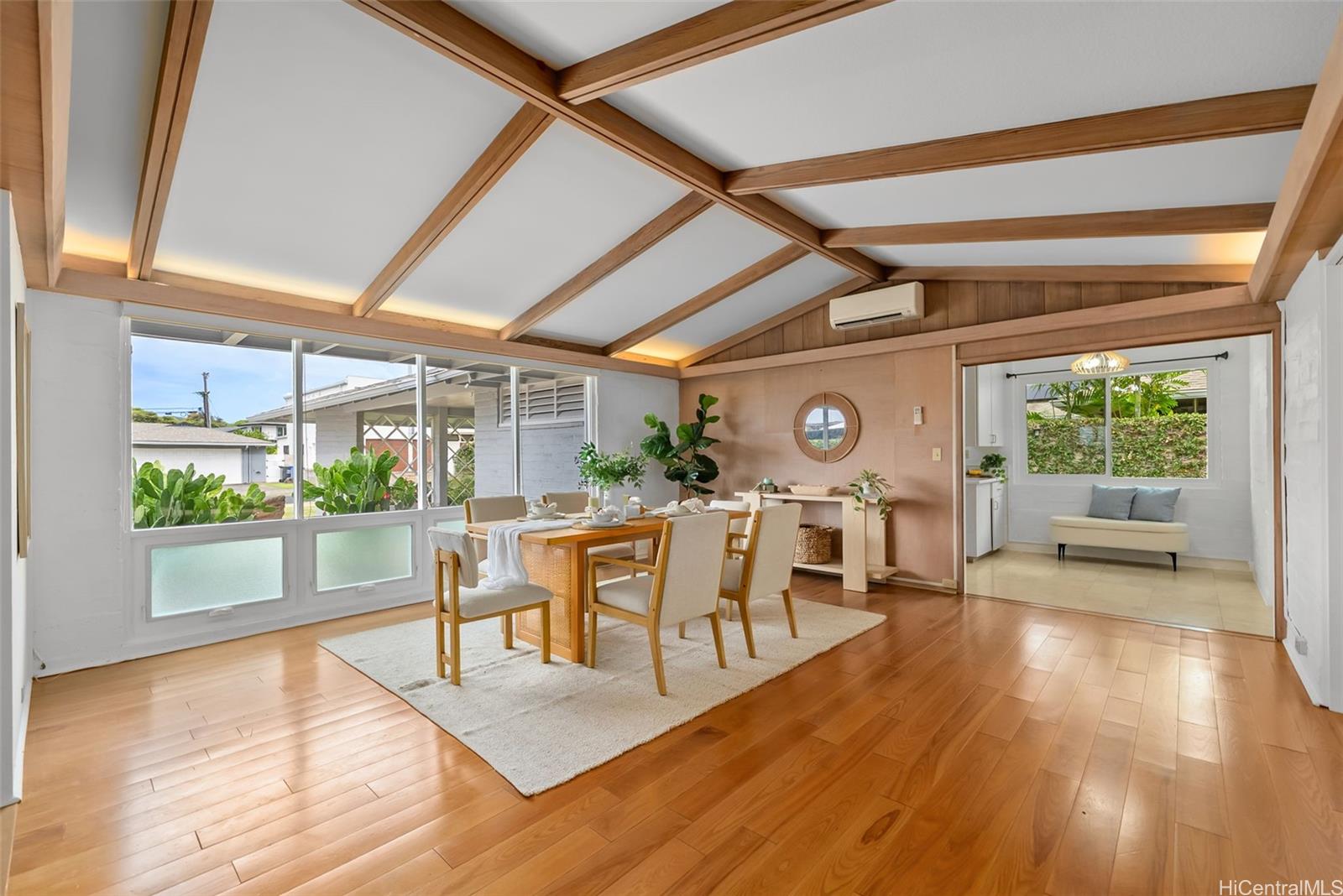 1081 Makaiwa Street