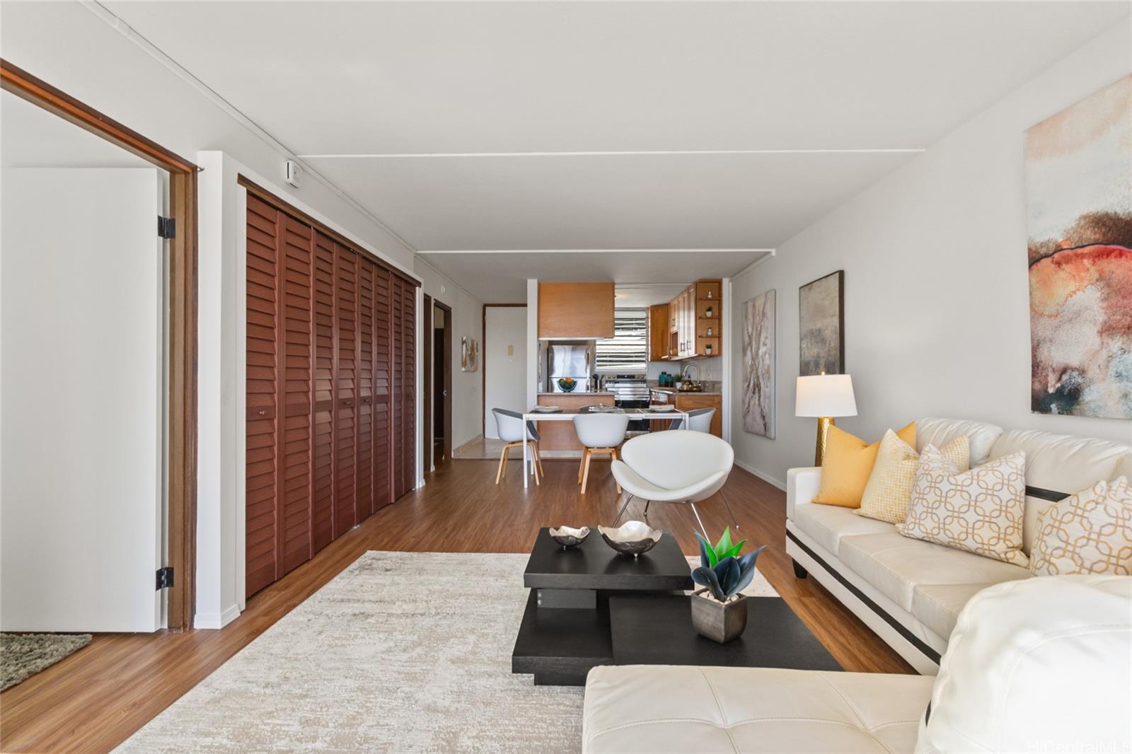 1320 Alexander Street  Unit 901