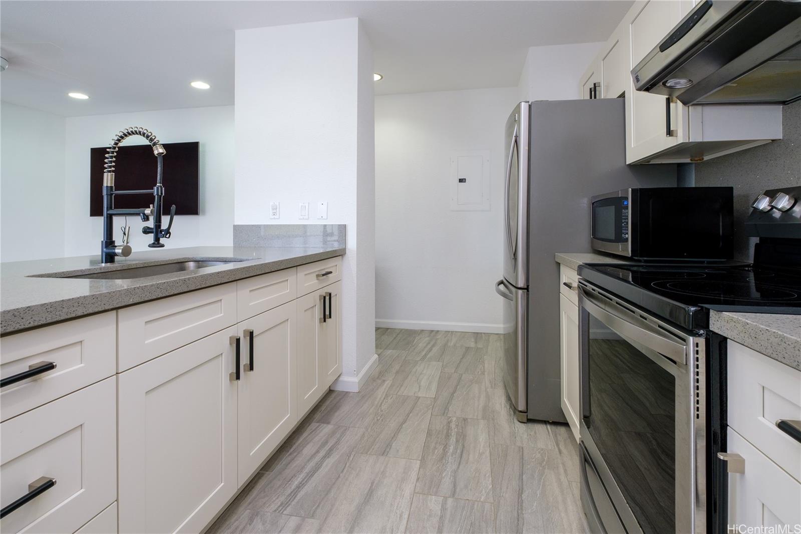95-1140 Makaikai Street  Unit 18
