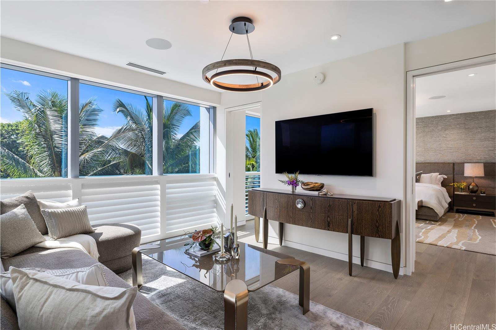 1118 Ala Moana Boulevard  Unit 1