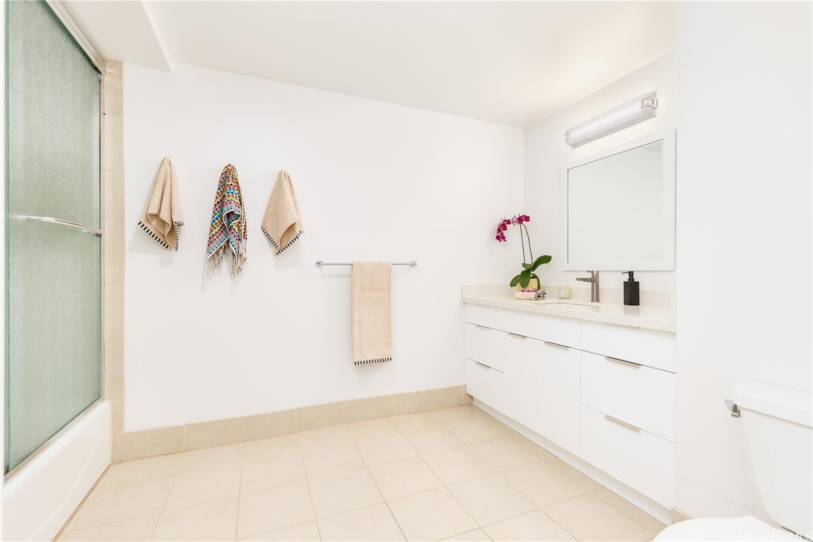 909 Kapiolani Boulevard  Unit 1607
