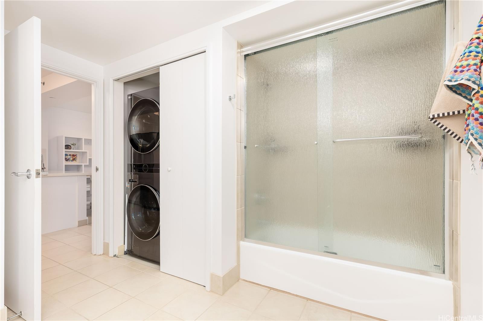 909 Kapiolani Boulevard  Unit 1607