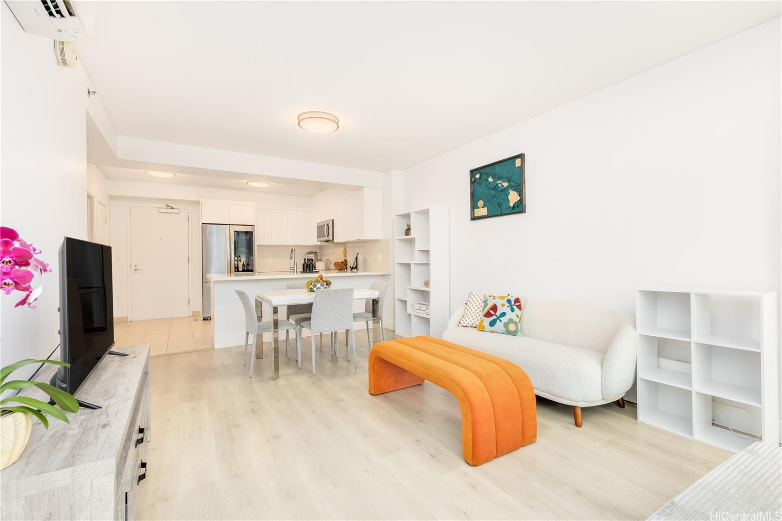 909 Kapiolani Boulevard  Unit 1607