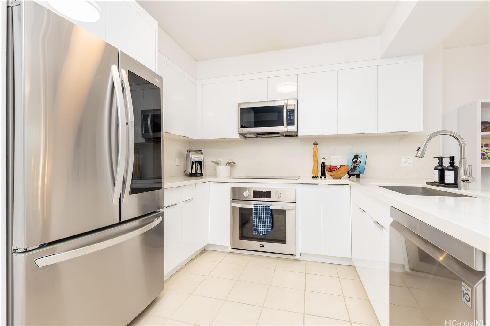 909 Kapiolani Boulevard  Unit 1607