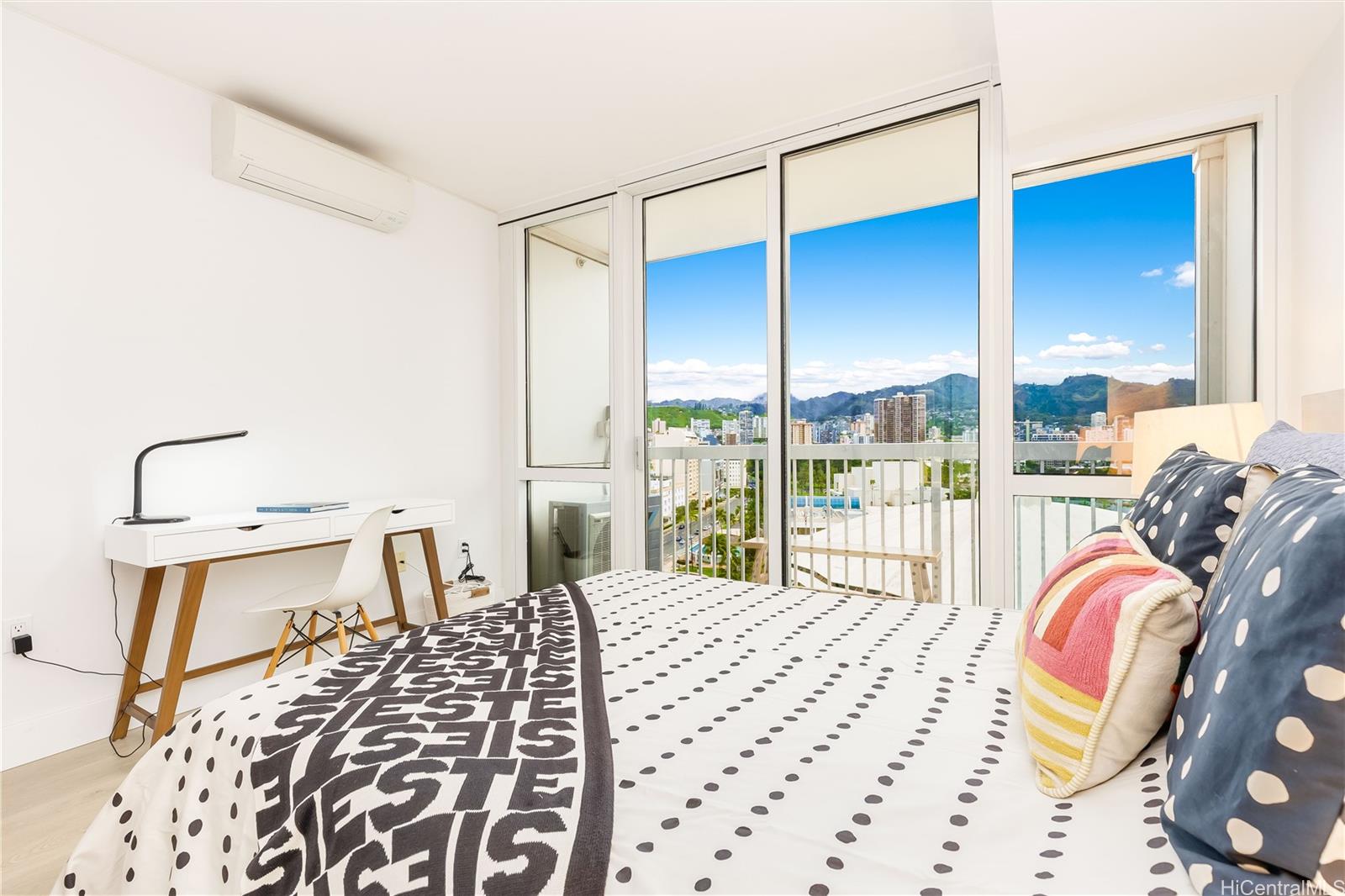 909 Kapiolani Boulevard  Unit 1607